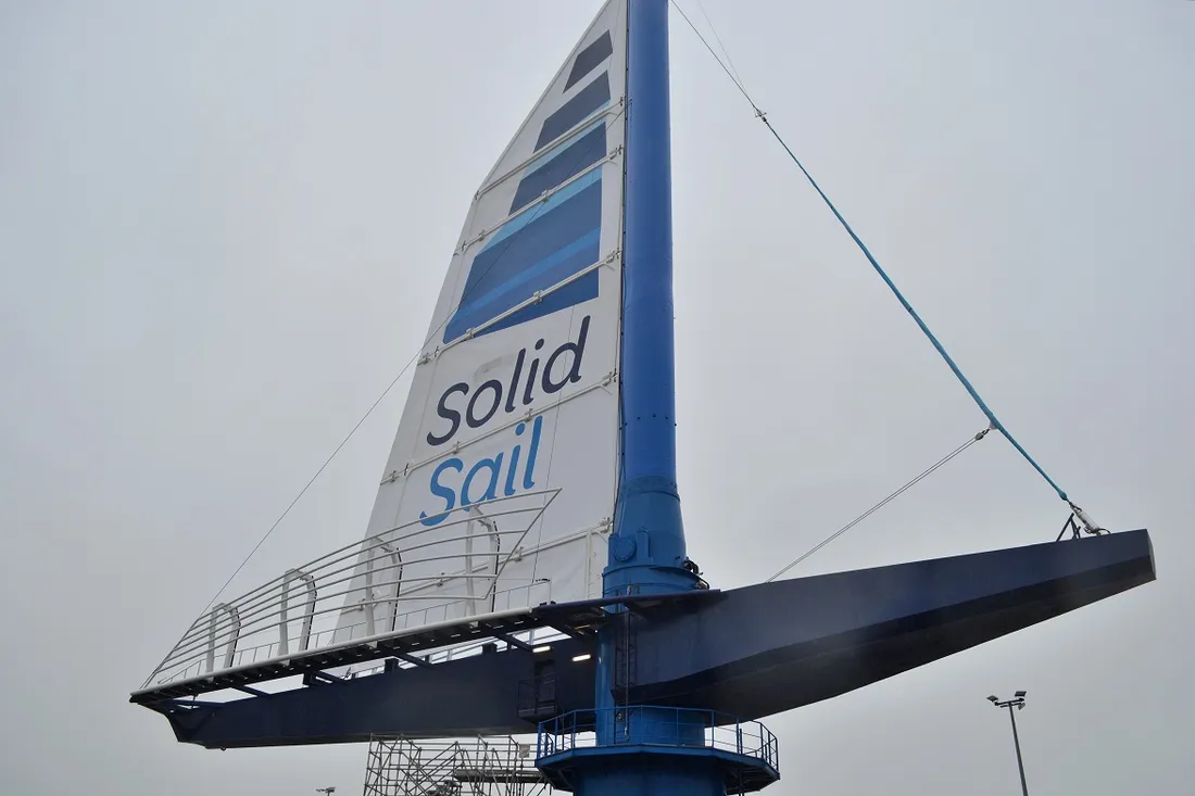 Solid Sail